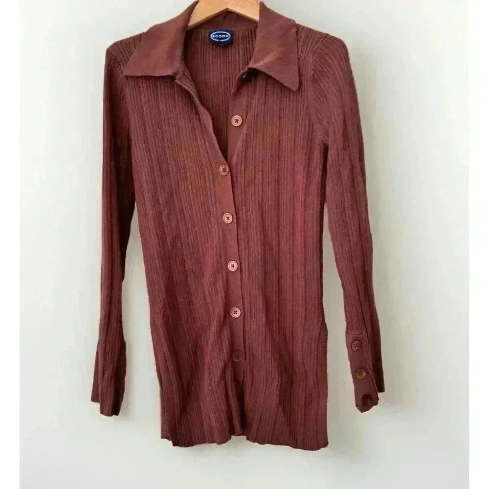 Womens Scoop Knit Button Front Shirt with Collar Brown Small Fall
